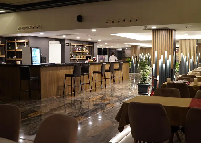 Point Beach&spa Hotell 5*