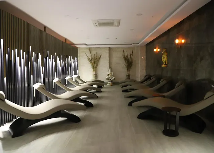 Point Beach&spa 5* ディディム