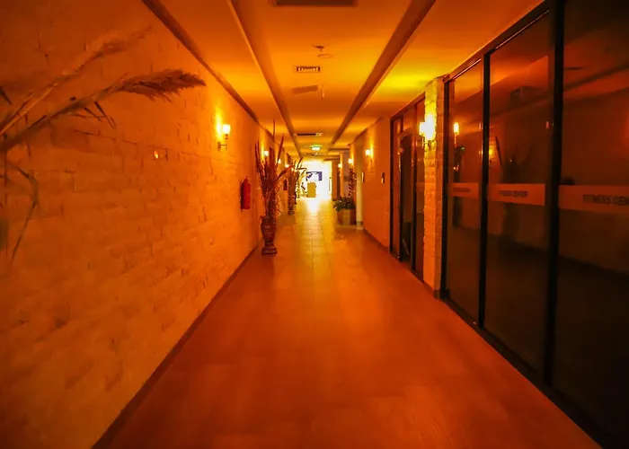 Point Beach&spa Hotell 5*