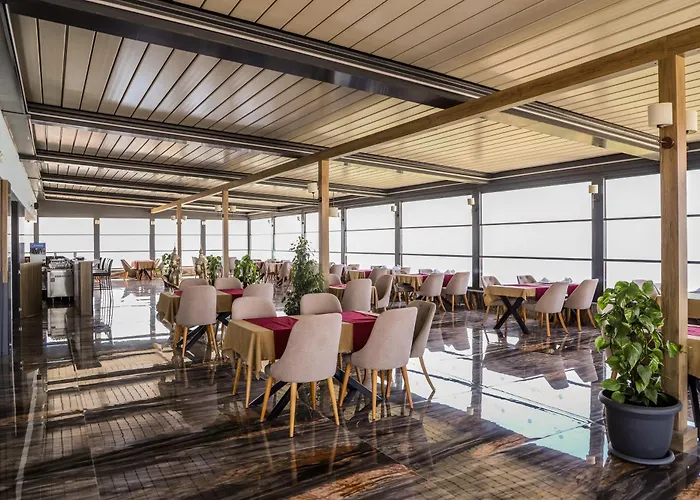 Hotel Point Beach&spa 5*