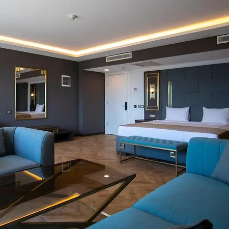 Point Beach&spa מלון 5*